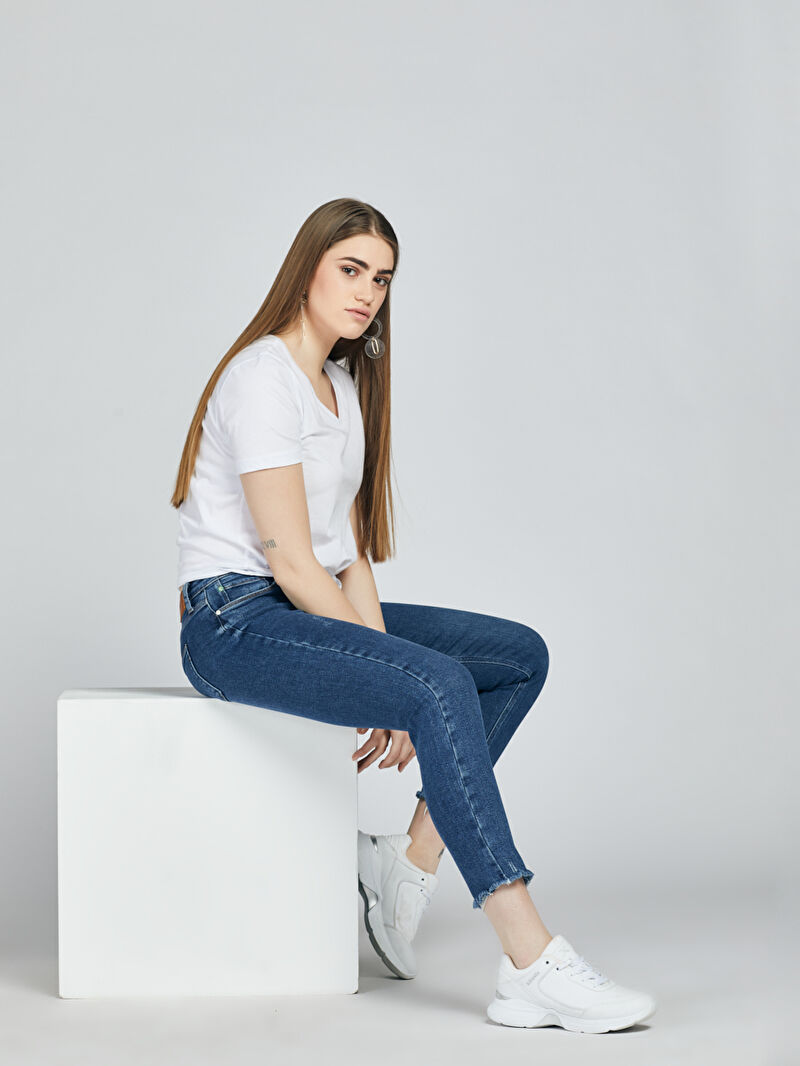 Girlfriend Ultra Slim Fit Kadın Pantolon