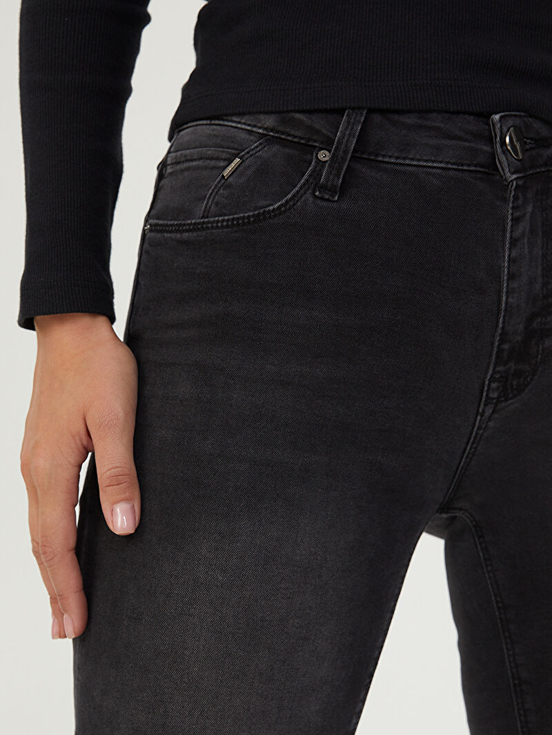 Nicole Skinny Fit Kadın Pantolon