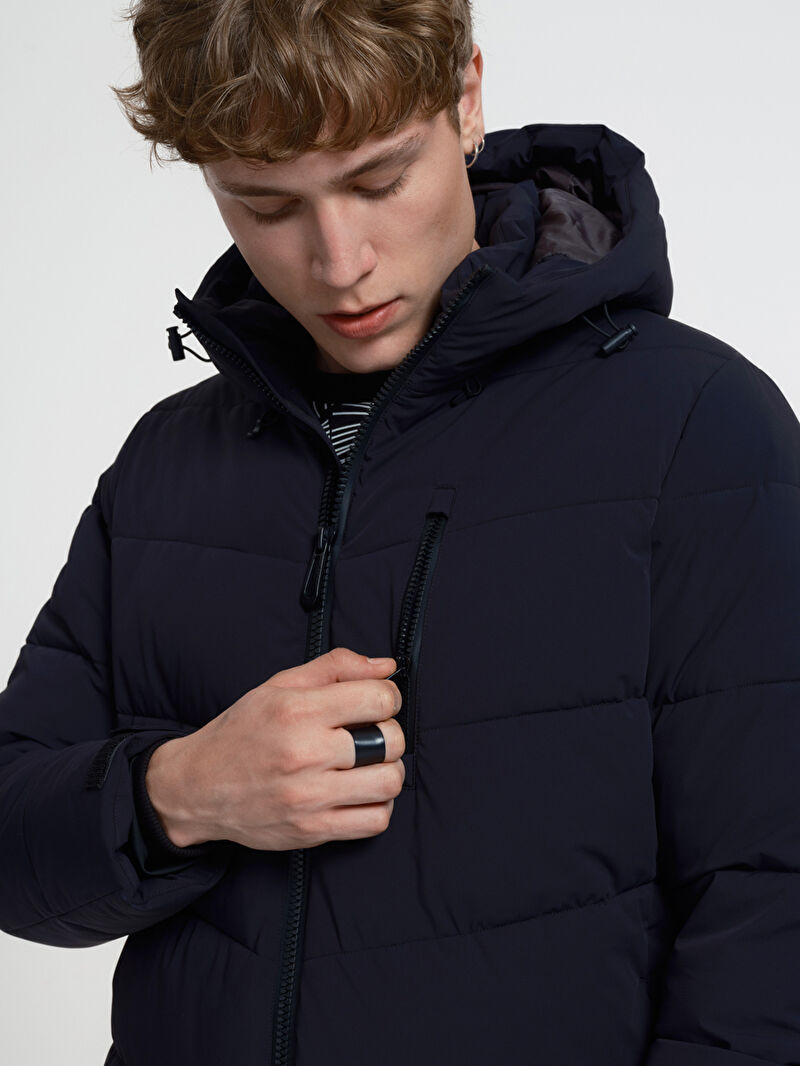 Regular Fit Erkek Mont