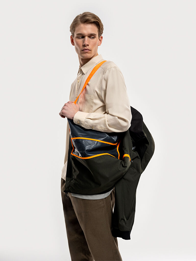 Regular Fit Erkek Mont