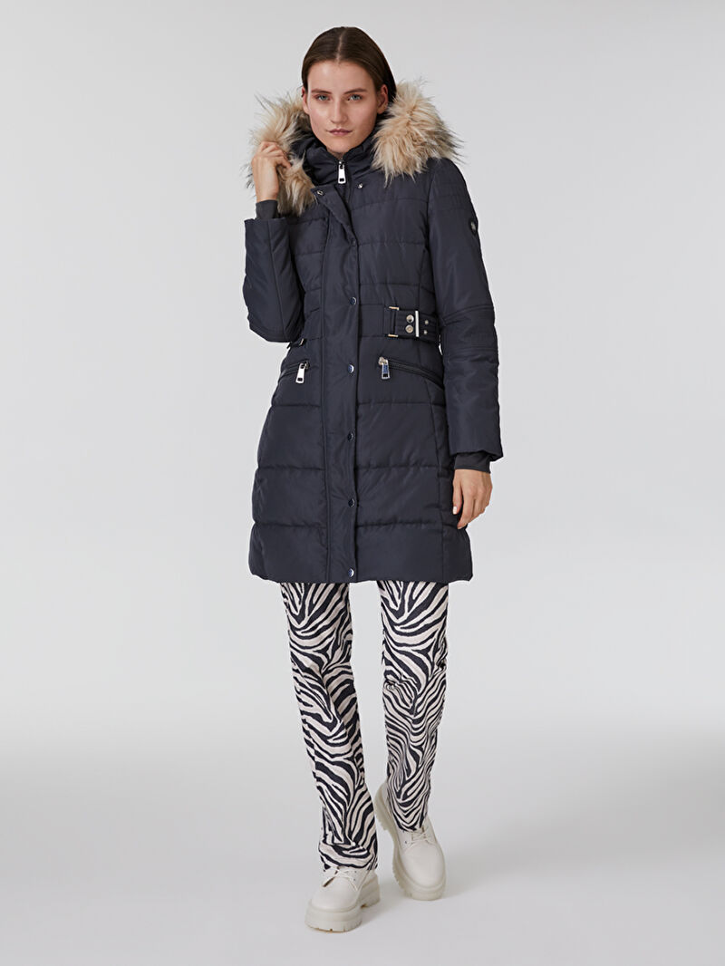 Regular Fit Kadın Kaban