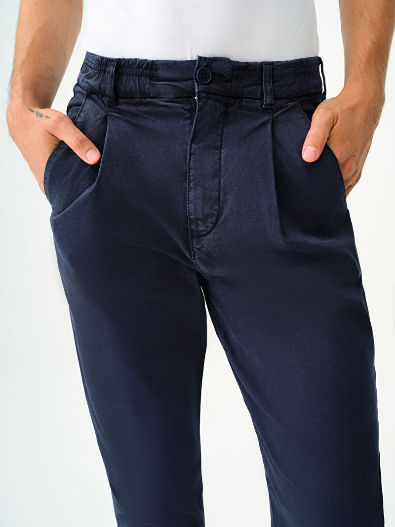 Regular Fit Erkek Pantolon