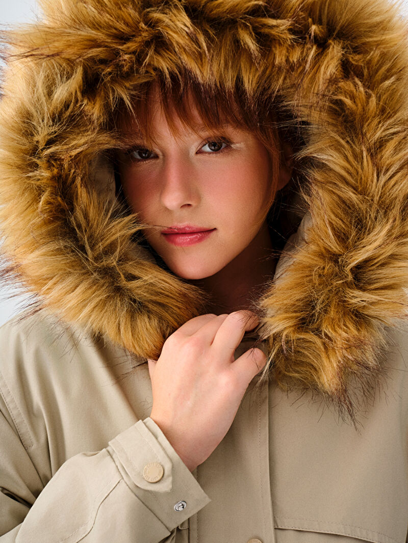 Regular Fit Kadın Mont