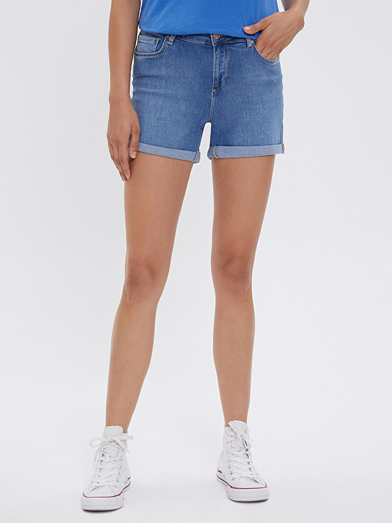 Slim Fit Kadın Şort