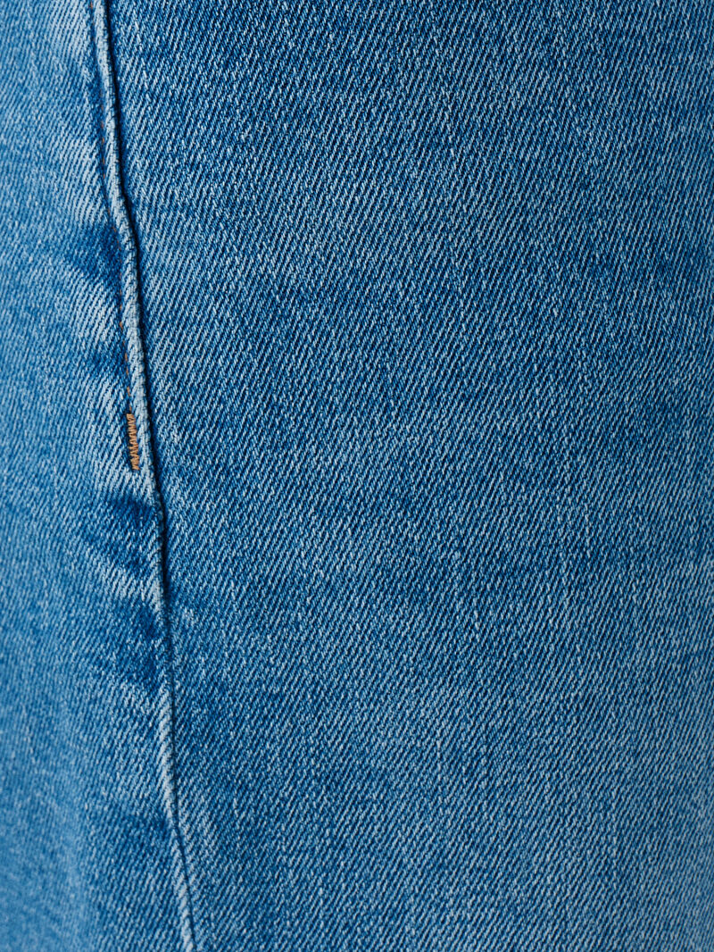 Slim Fit Erkek Şort