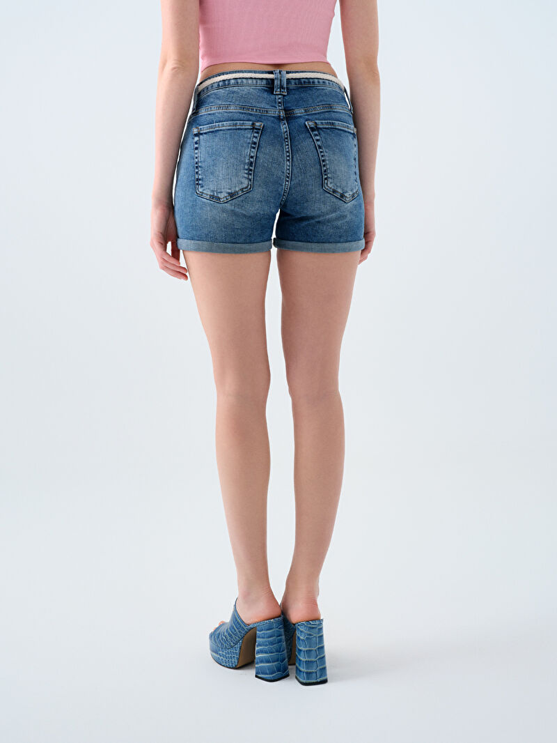 Slim Fit Kadın Şort