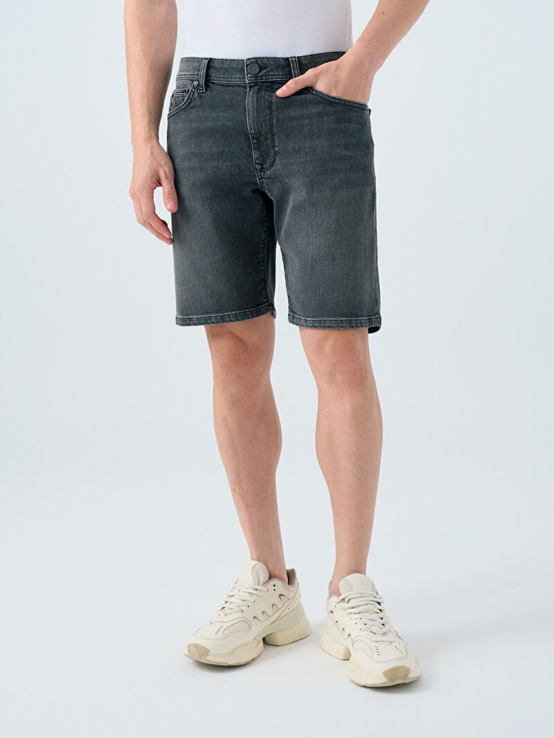 Slim Fit Erkek Şort