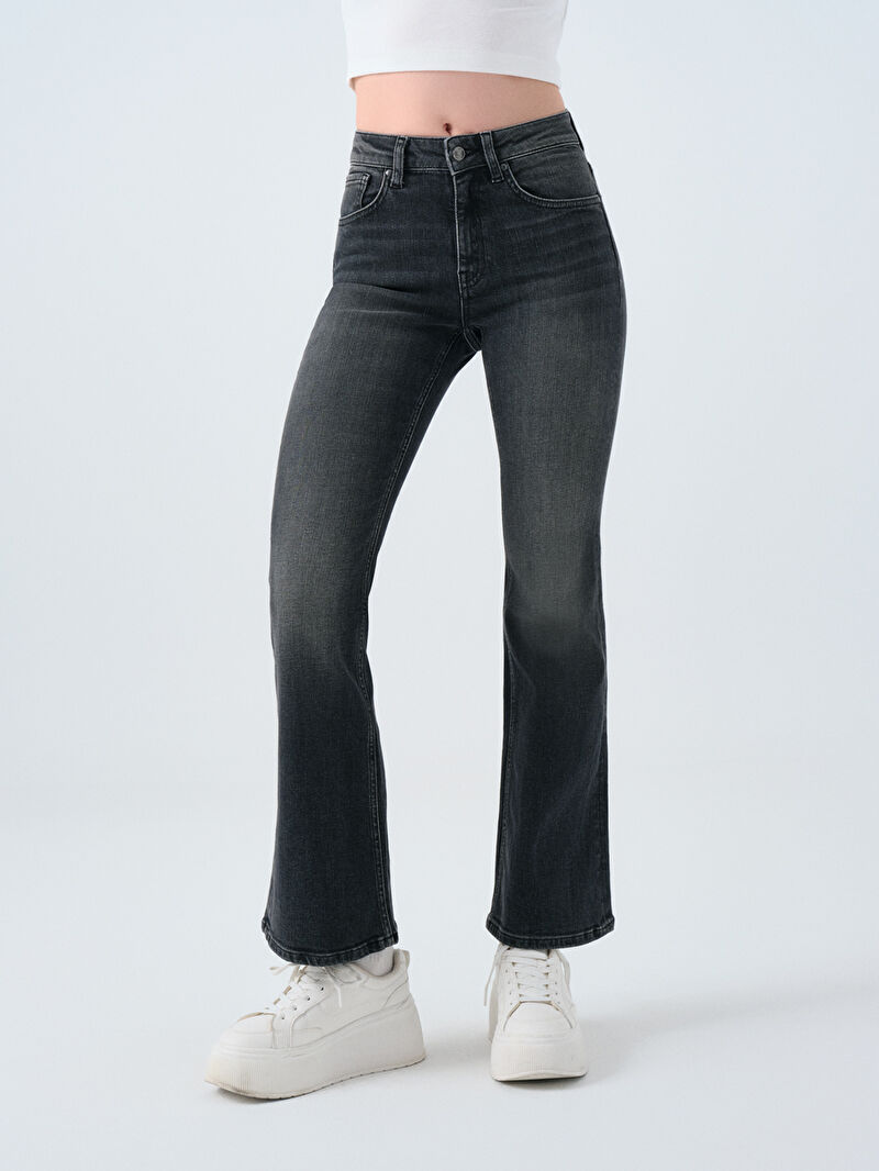 Flare Slim Fit Kadın Pantolon