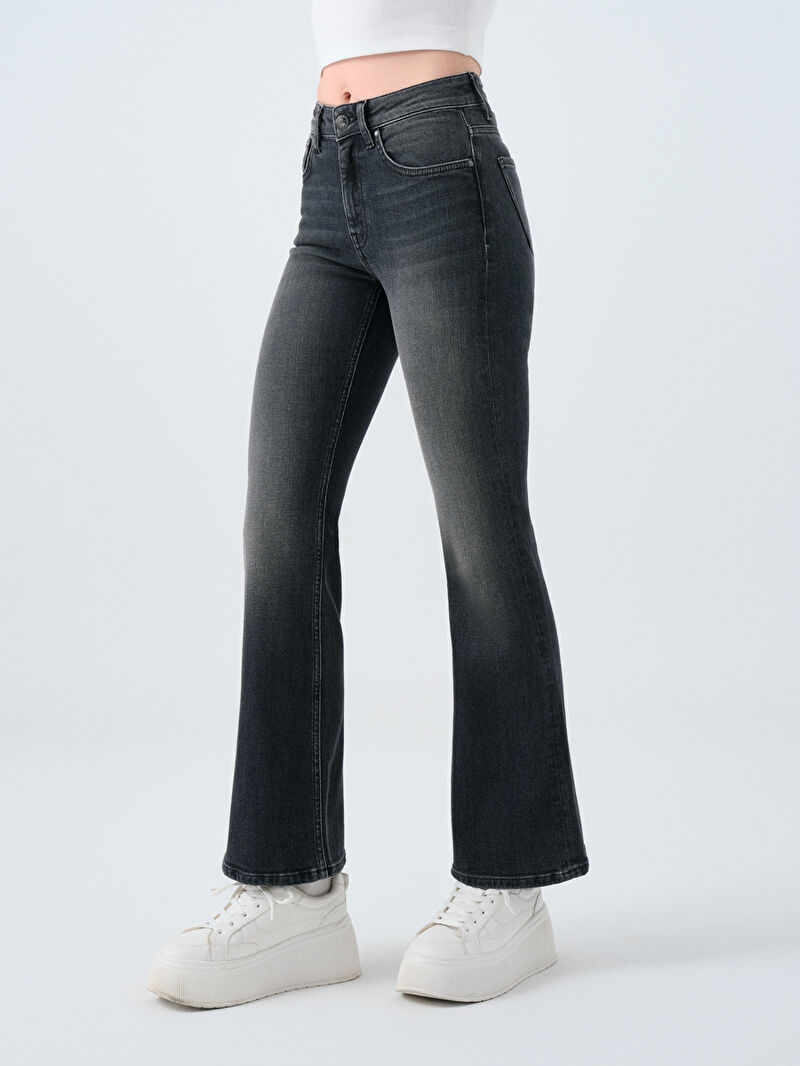 Flare Slim Fit Kadın Pantolon