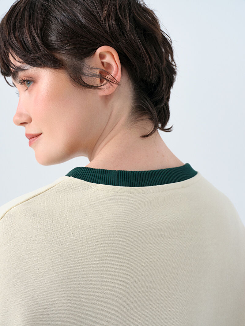 Regular Fit Kadın Sweatshirt