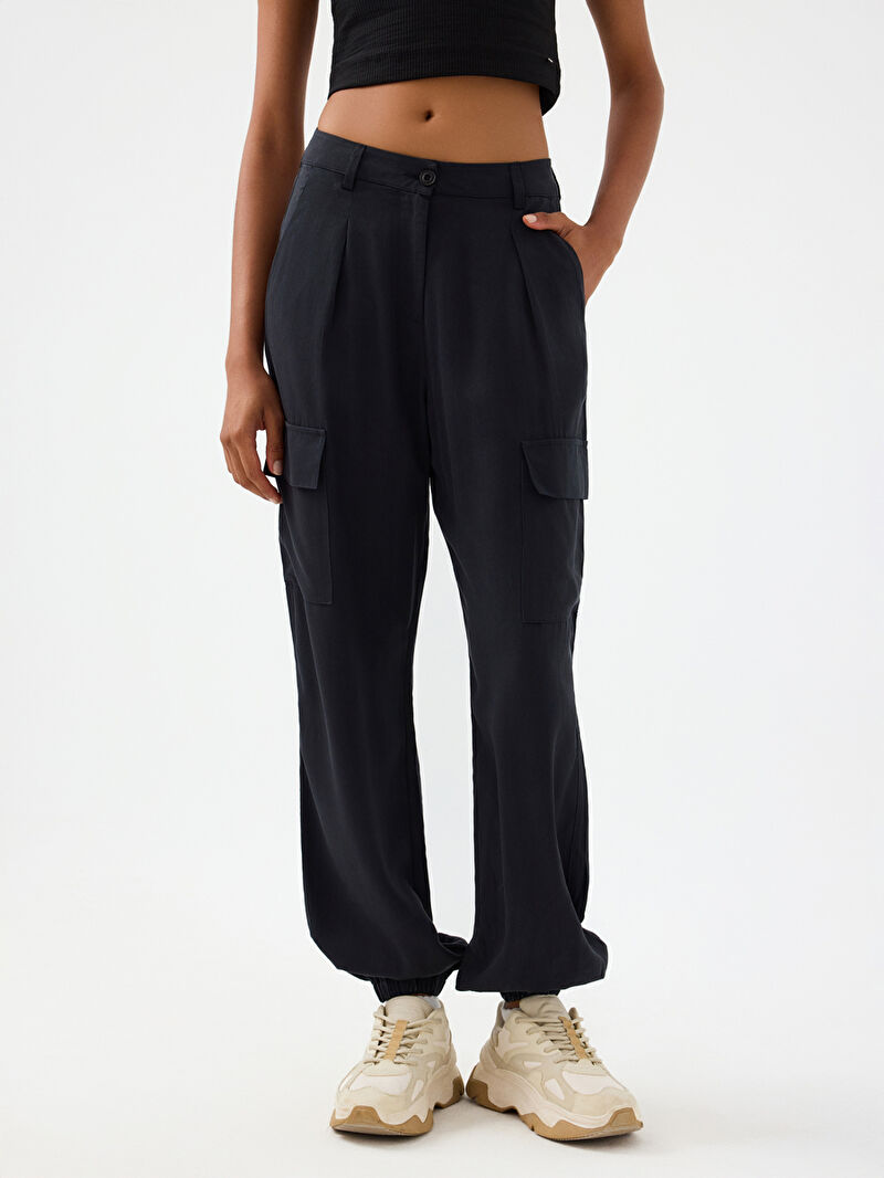 Jogger Fit Kadın Pantolon