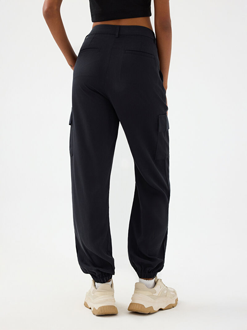 Jogger Fit Kadın Pantolon