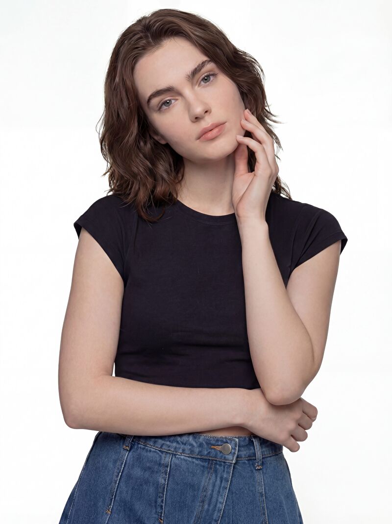 Crop Kadın Tshirt K.kol