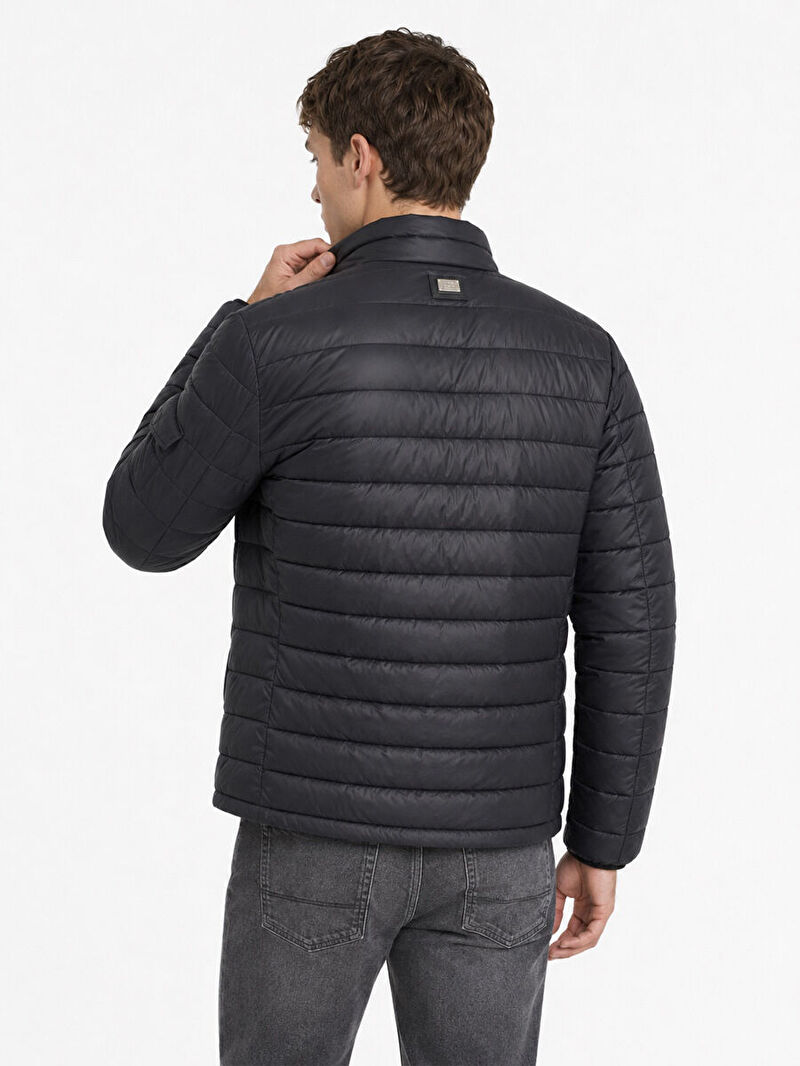 Erkek Siyah Balıkçı Yaka Regular Fit Mont