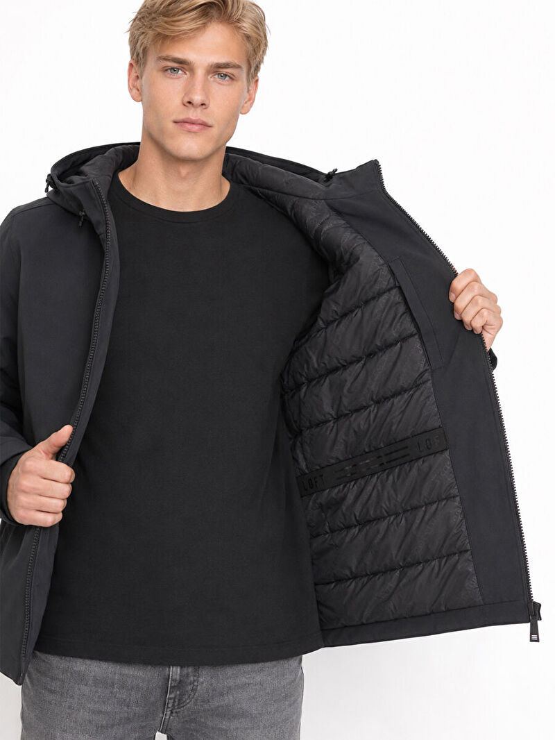 Erkek Lacivert Kapüşonlu Regular Fit Mont