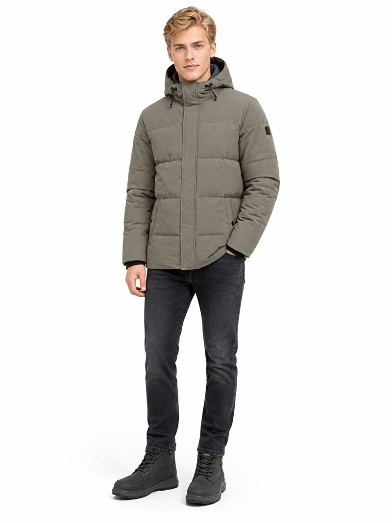Erkek Yeşil Kapüşonlu Regular Fit Mont