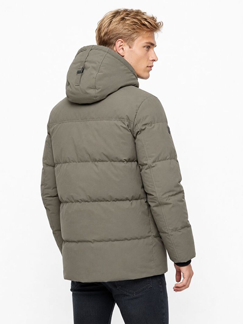 Erkek Yeşil Kapüşonlu Regular Fit Mont