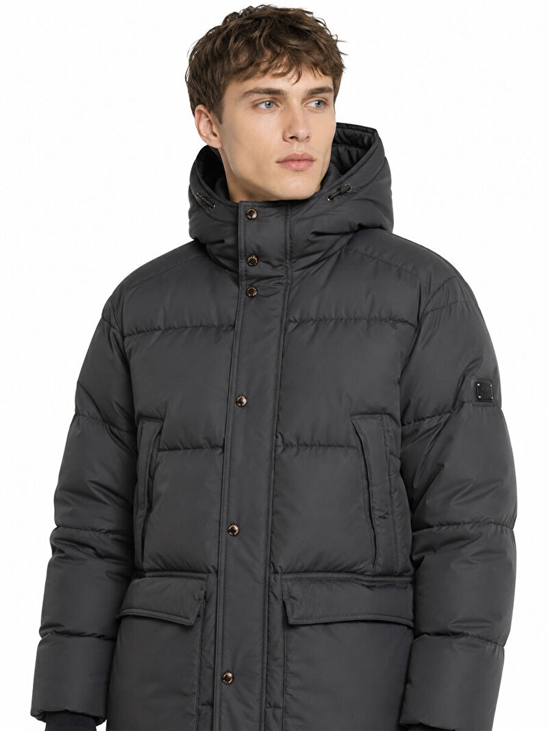 Erkek Siyah Kapüşonlu Regular Fit Kaban